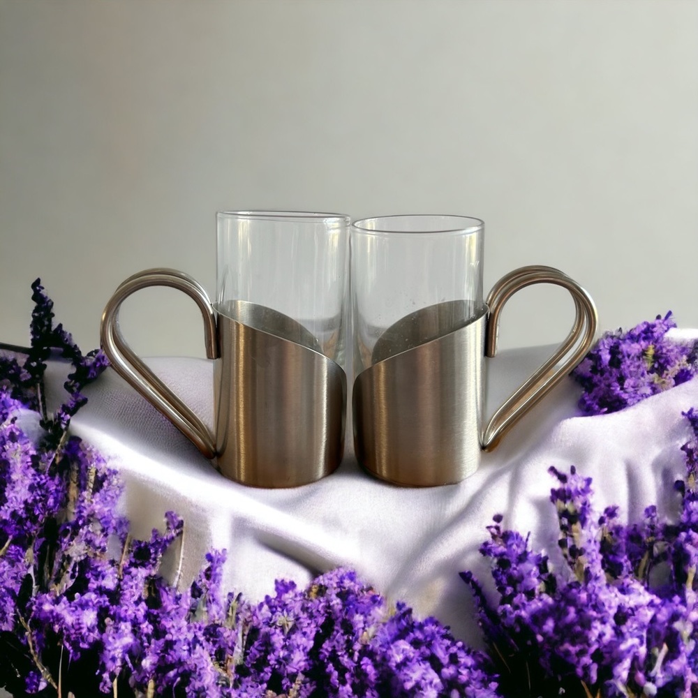 8 coffee glass cups/mugs